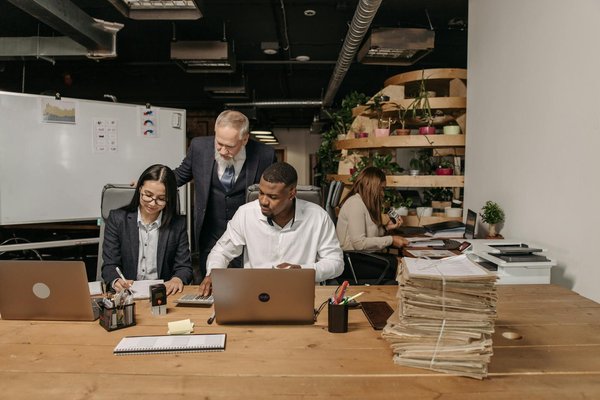Surmonter les obstacles à l'intégration de la formation numérique en entreprise : Stratégies et solutions innovantes
